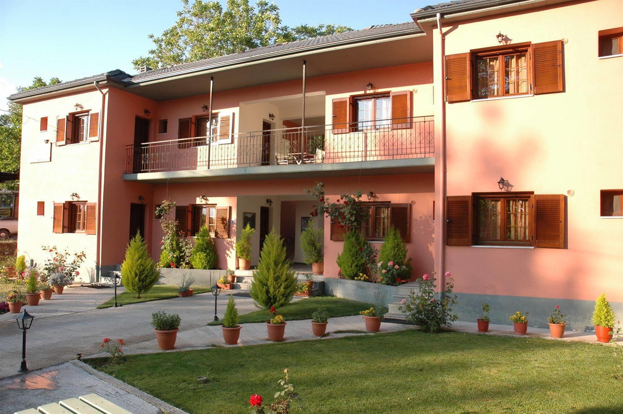 Artemis Apartments Konitsa Exteriör bild
